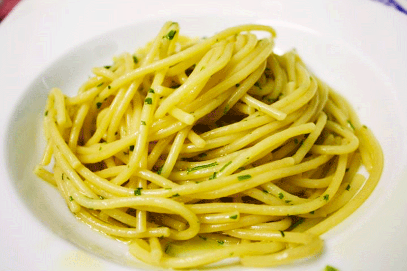 spaghetti-con-la-colatura