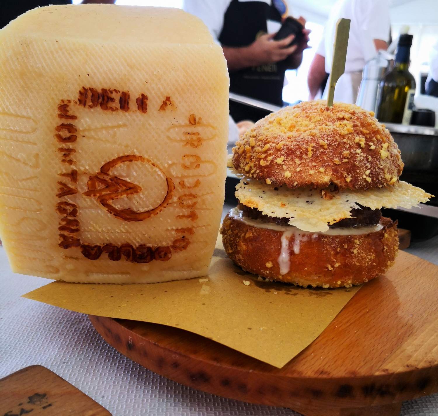 Asiago DOP super premiato a Caseus Veneti