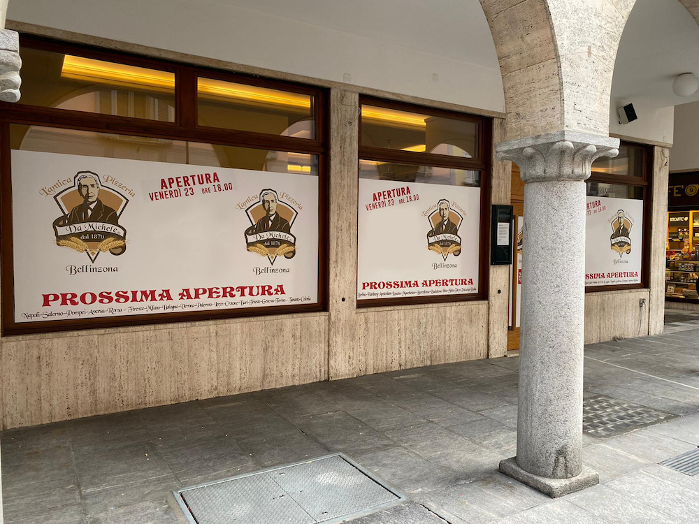 L'Antica Pizzeria Da Michele apre a Bellinzona la sua prima sede in Svizzera. Venerdì 23 febbraio 2024, l'Antica Pizzeria Da Michele inaugura a Bellinzona la sua 49esima sede, in via Camminata 5, con un’apertura diretta al pubblico.