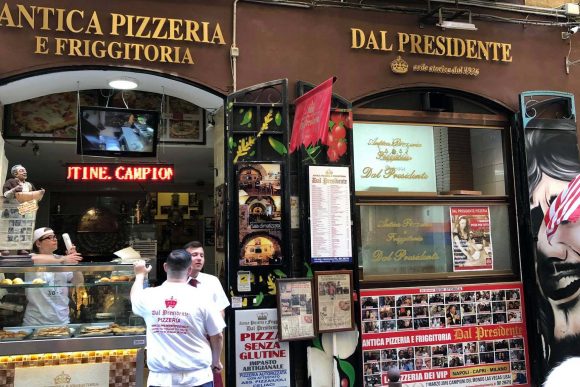 Napoli, sequestrata la pizzeria "Dal Presidente"