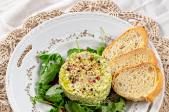 Il frutto proibito. Quanto è green l’avocado che mettiamo in tavola